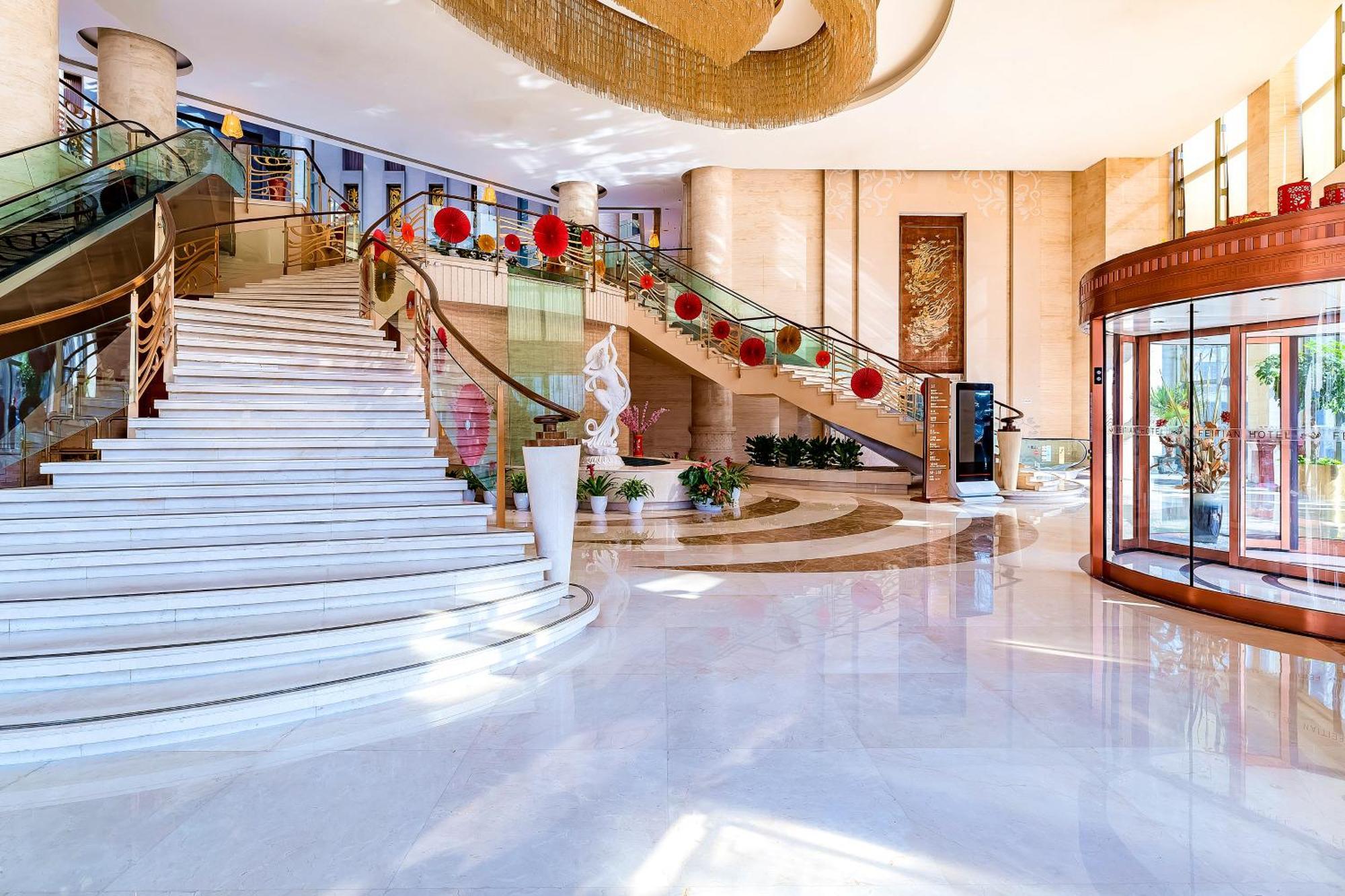 Beijing Feitian Hotel Екстериор снимка