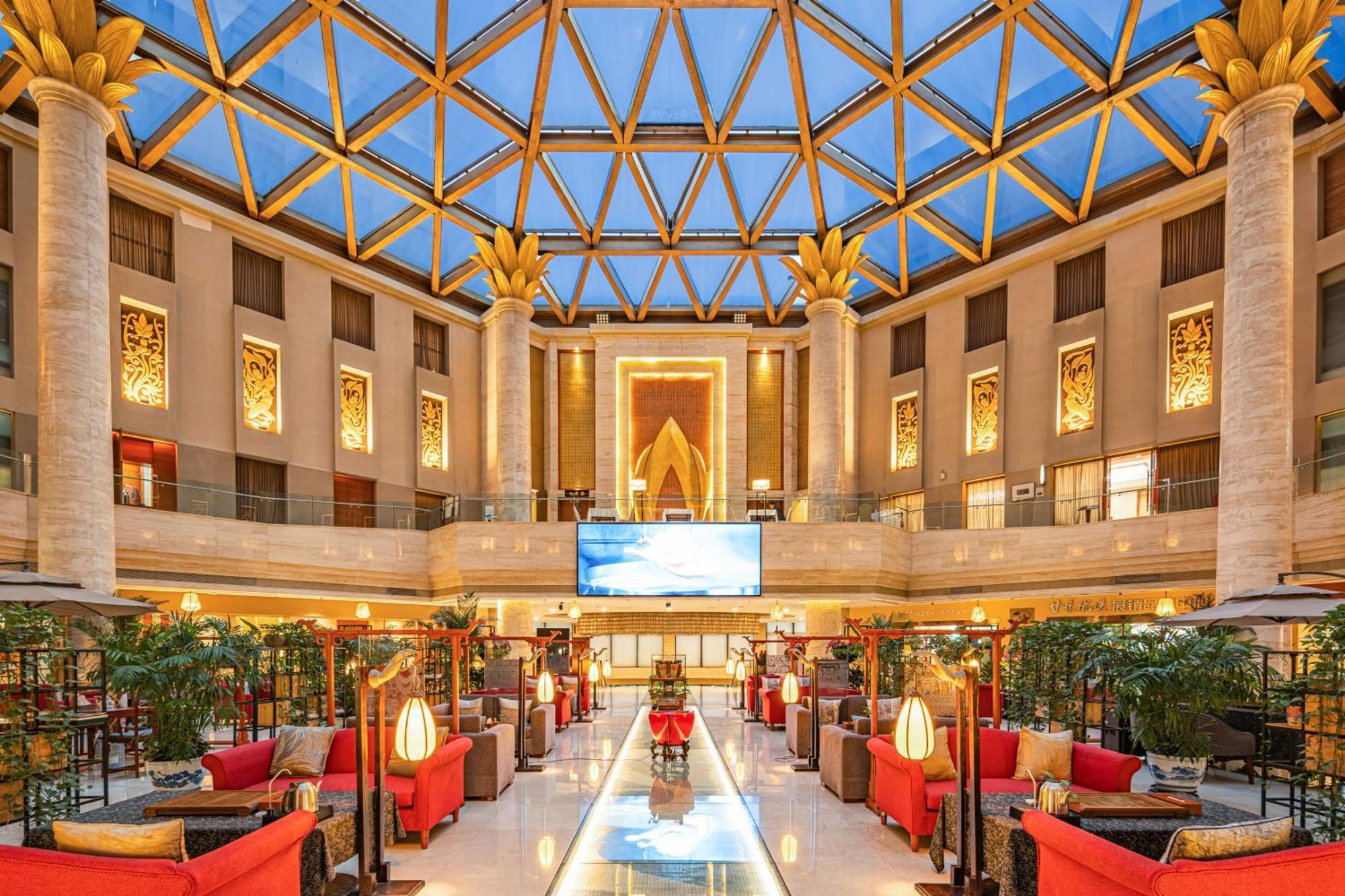 Beijing Feitian Hotel Екстериор снимка