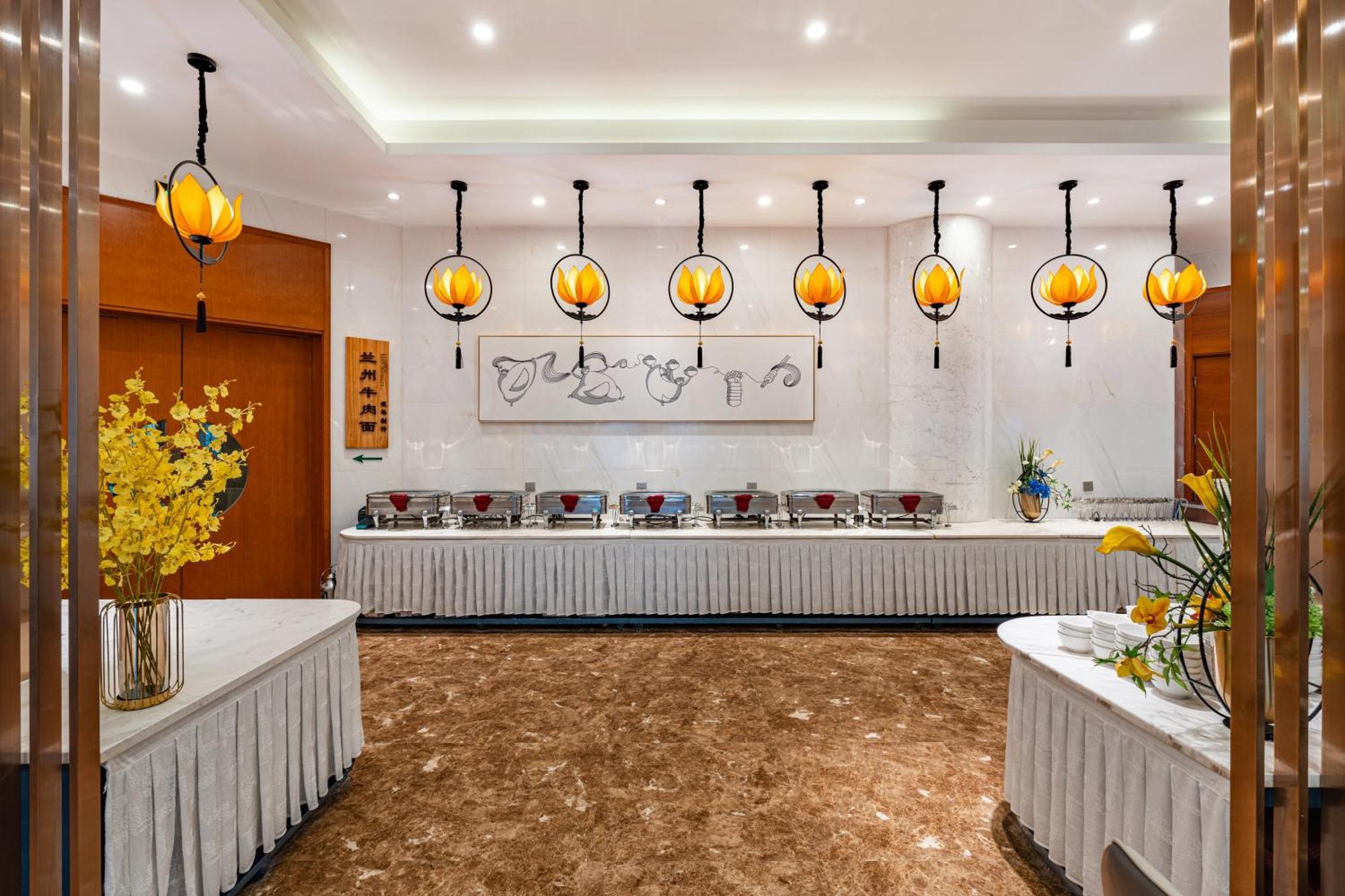 Beijing Feitian Hotel Екстериор снимка