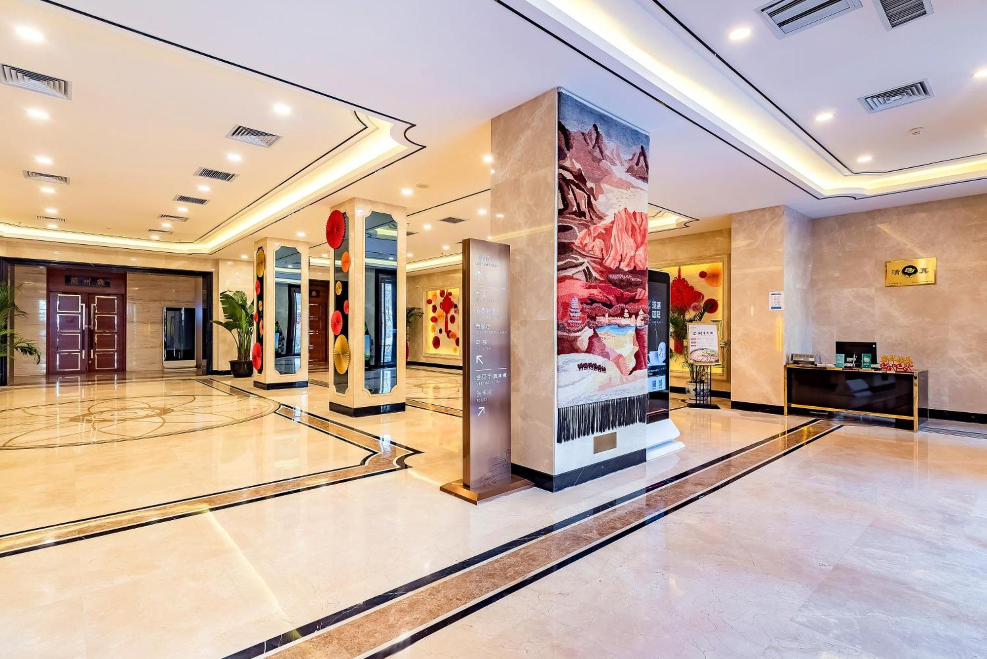 Beijing Feitian Hotel Екстериор снимка