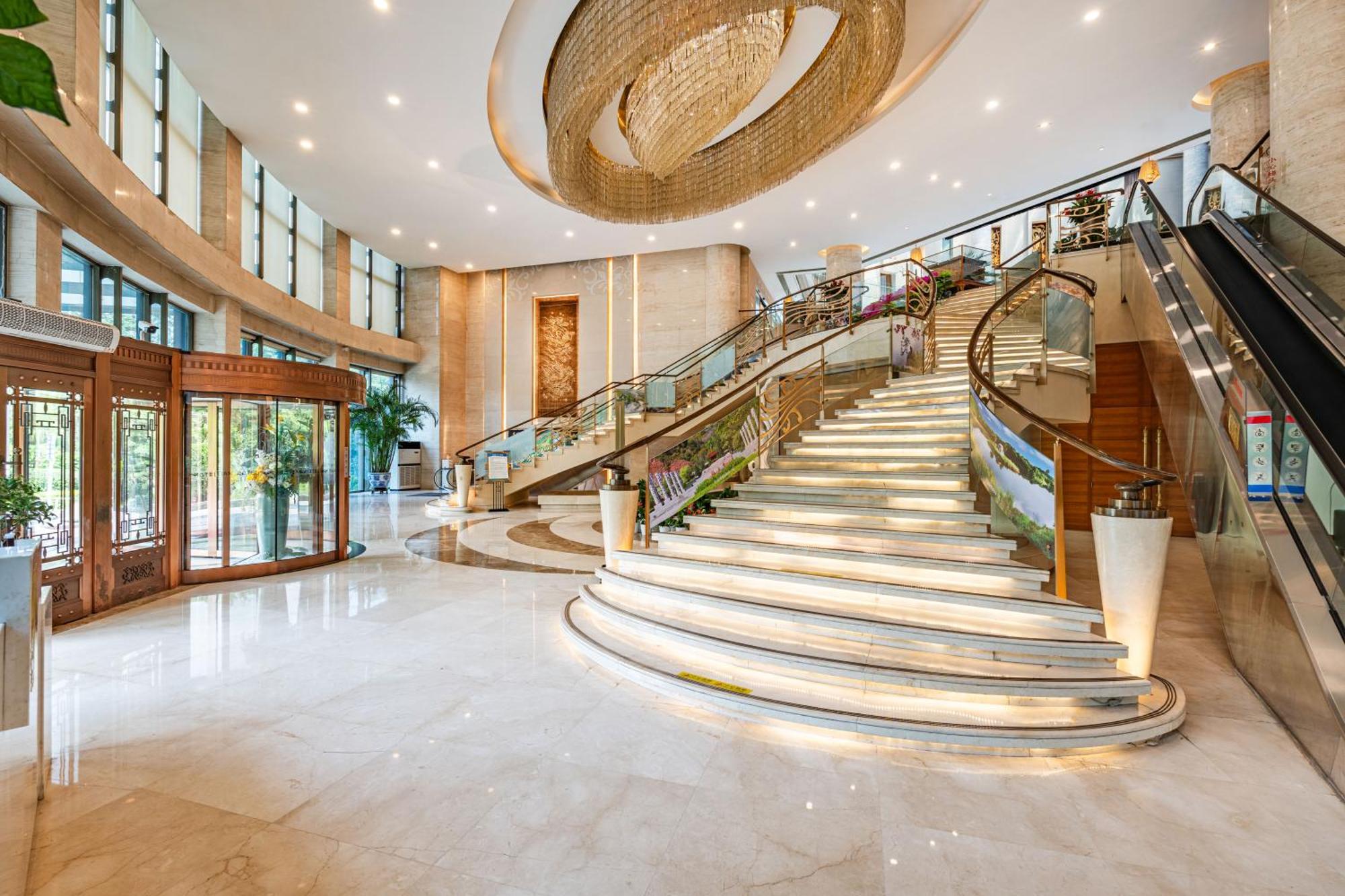 Beijing Feitian Hotel Екстериор снимка
